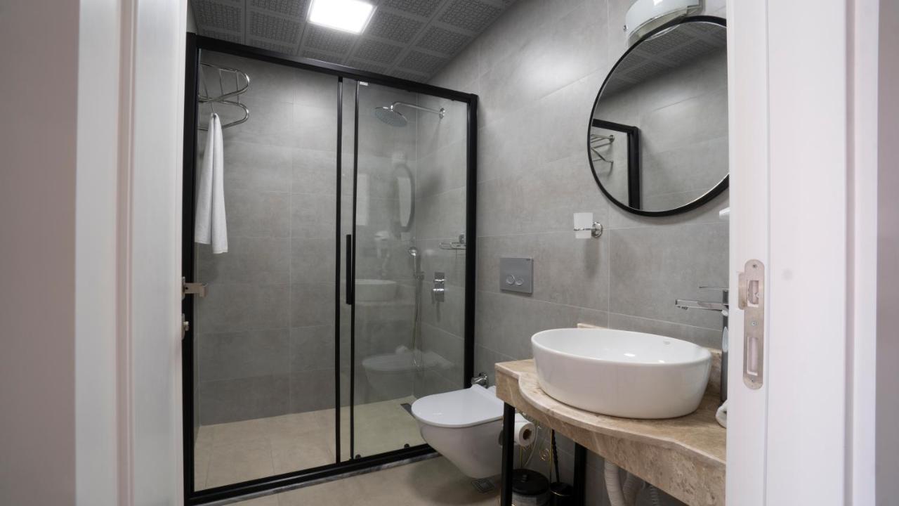 Estera Hotel Silent อันตัลยา ภายนอก รูปภาพ