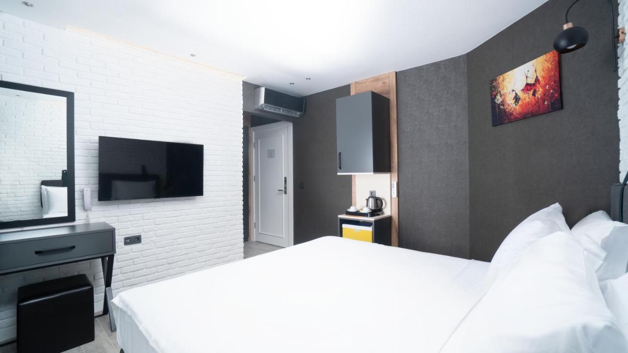 Estera Hotel Silent อันตัลยา ภายนอก รูปภาพ